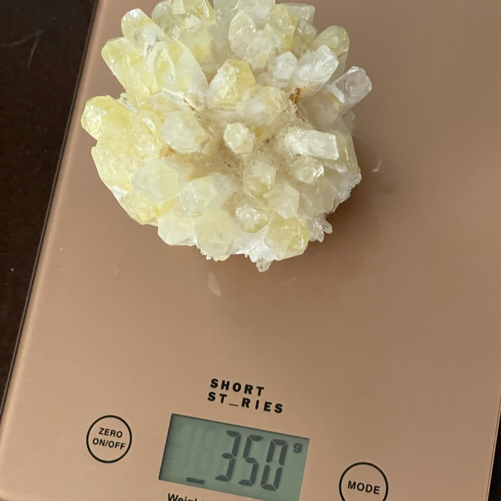 Gorgeous citrine phantom quartz cluster - Picture 2 of 9